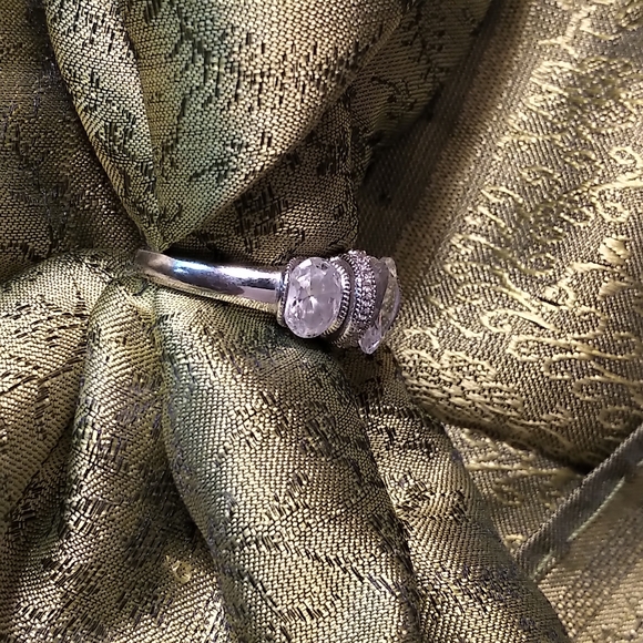 Jeulia three stone SS ring 925 sz. 7 - Picture 3 of 5